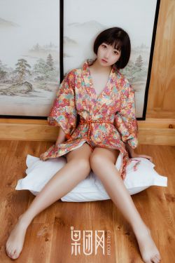 美女上错身